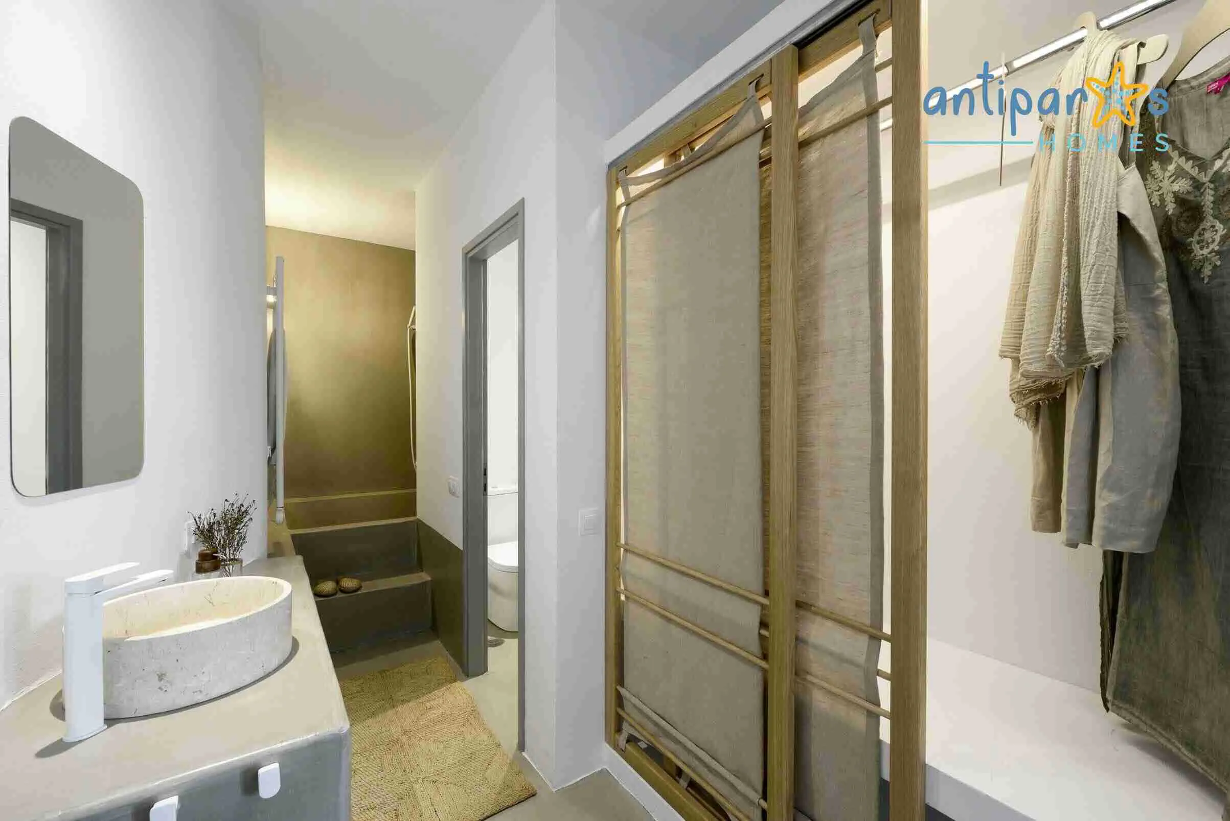 House view - Unit A exterior