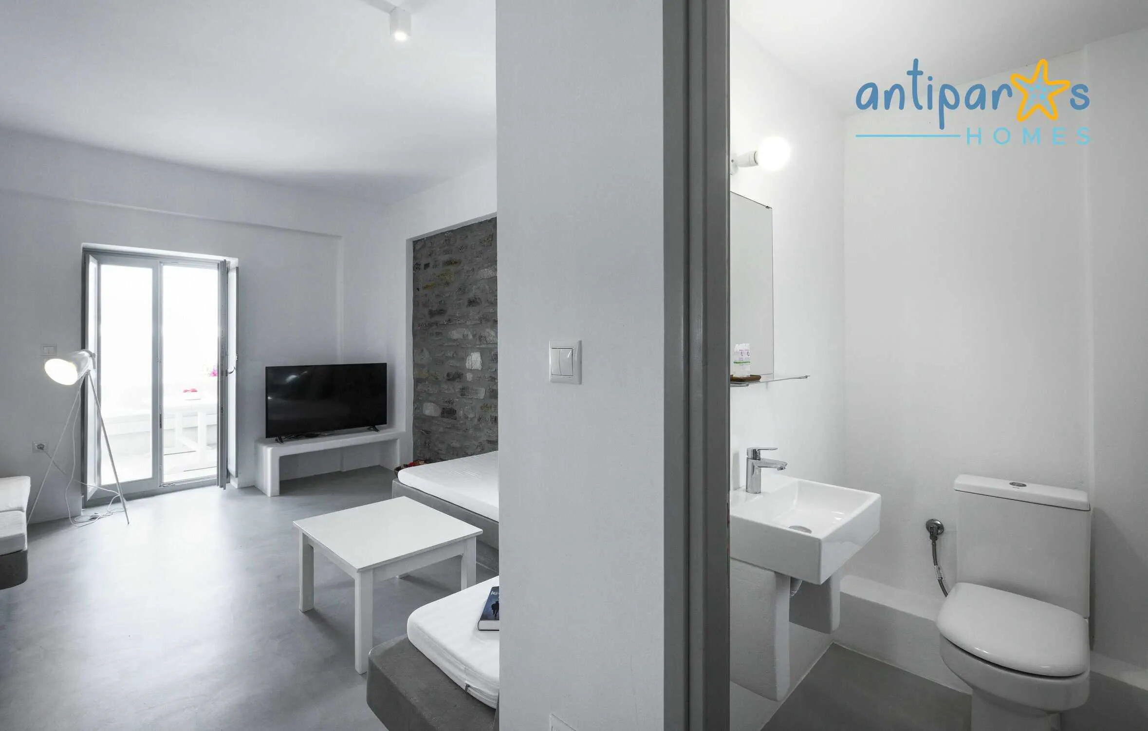 House view - Unit B exterior