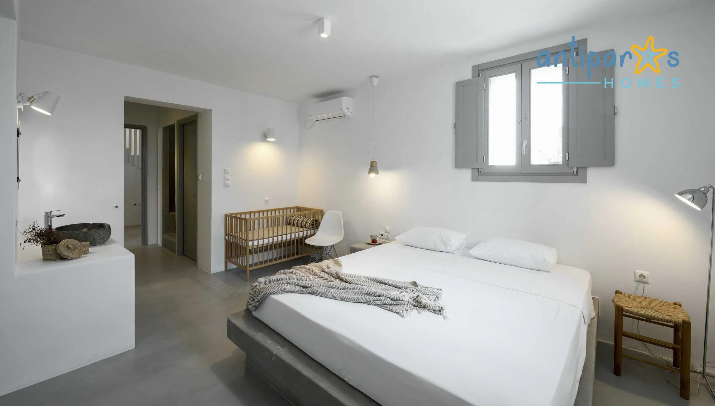 House view - Unit B exterior