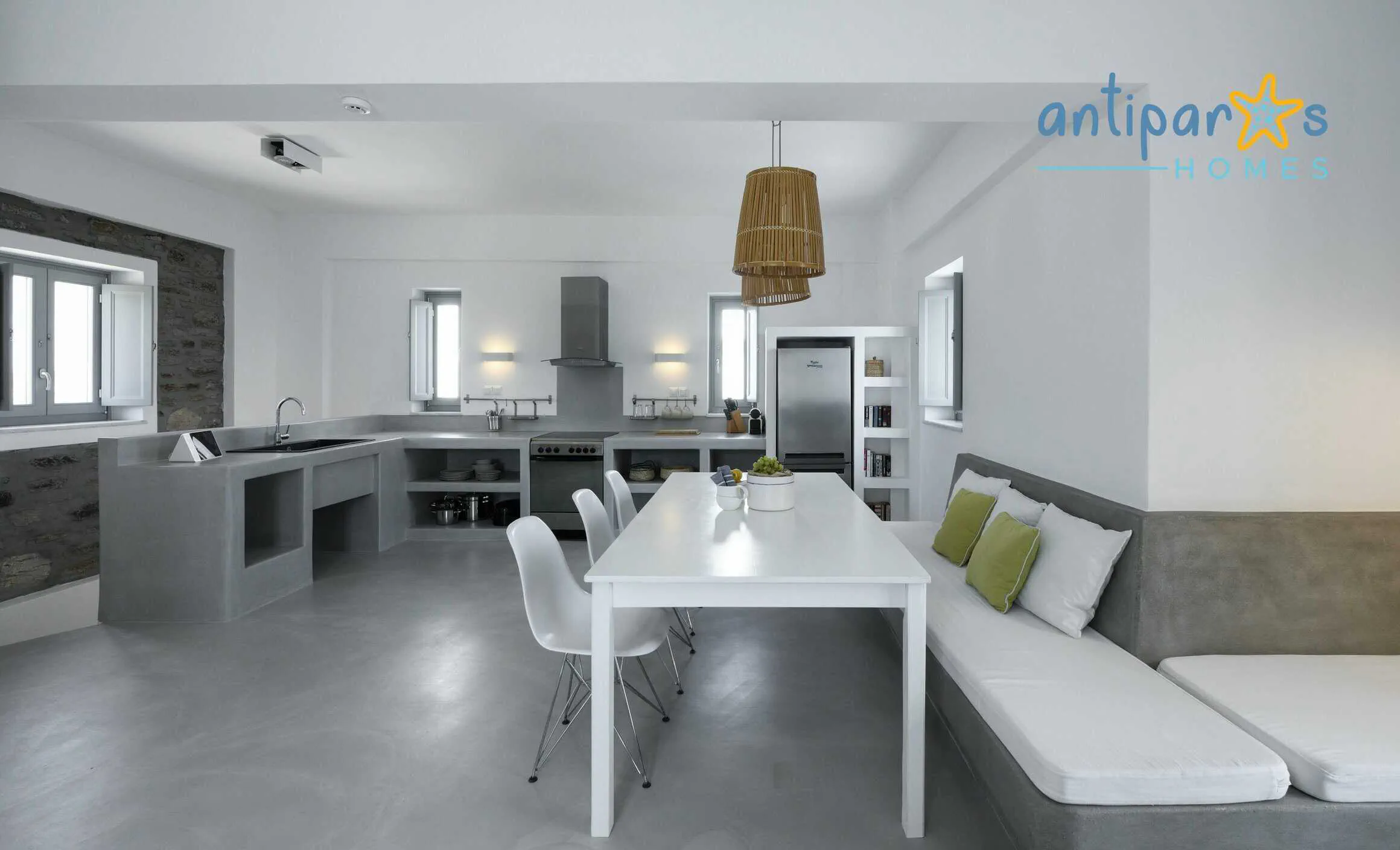 House view - Unit B exterior