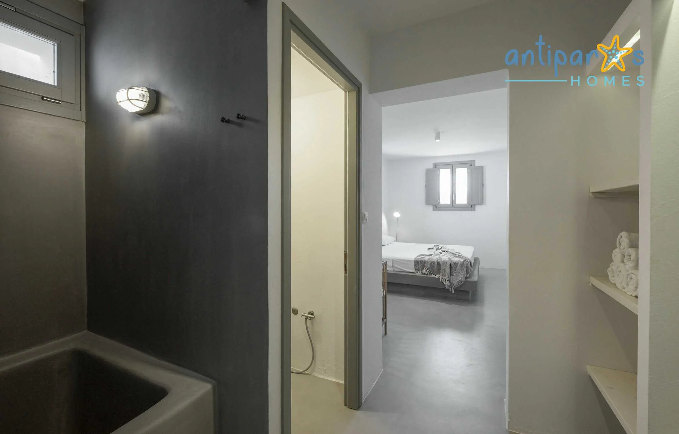 House view - Unit B exterior