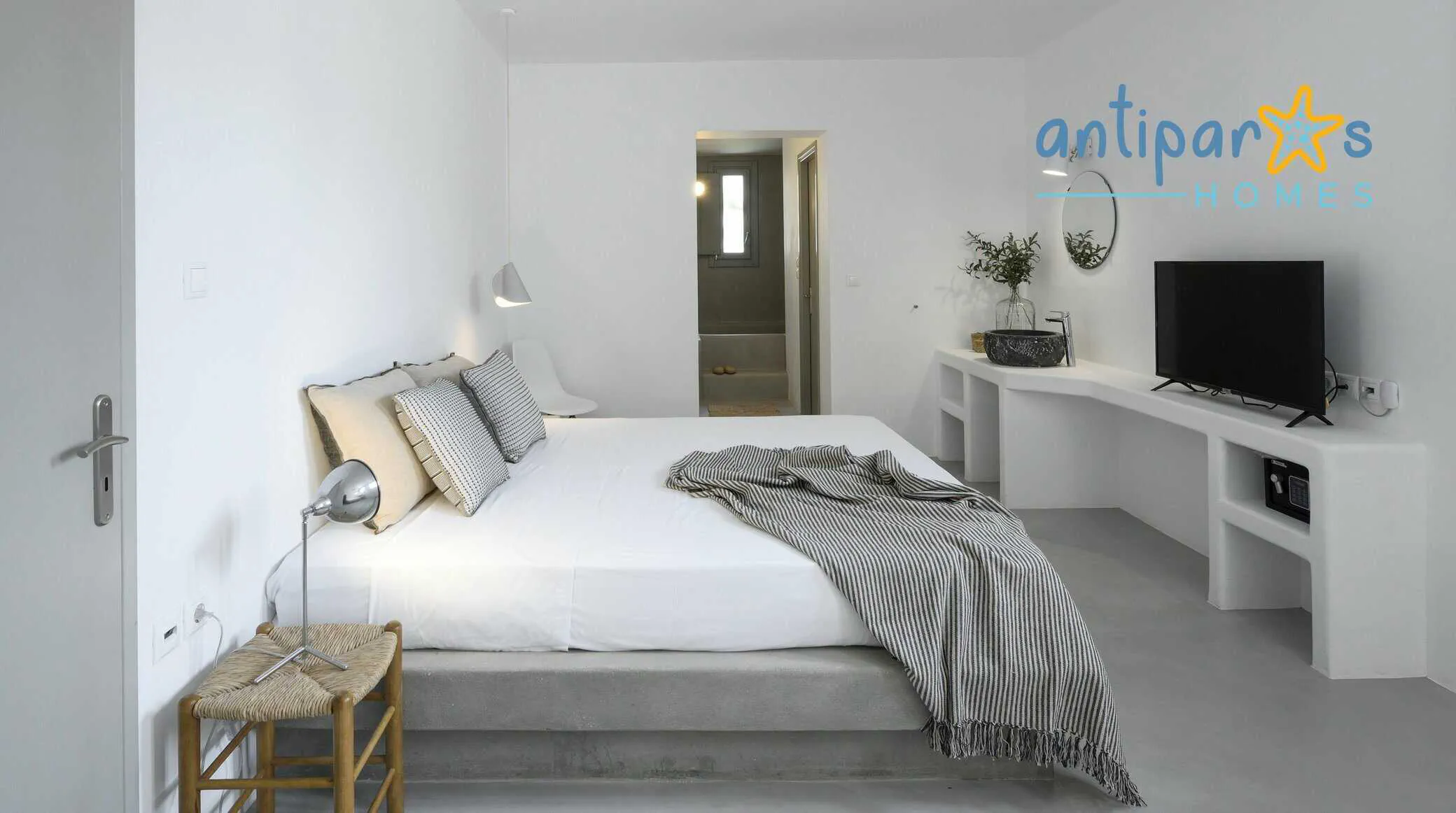 House view - Unit B exterior