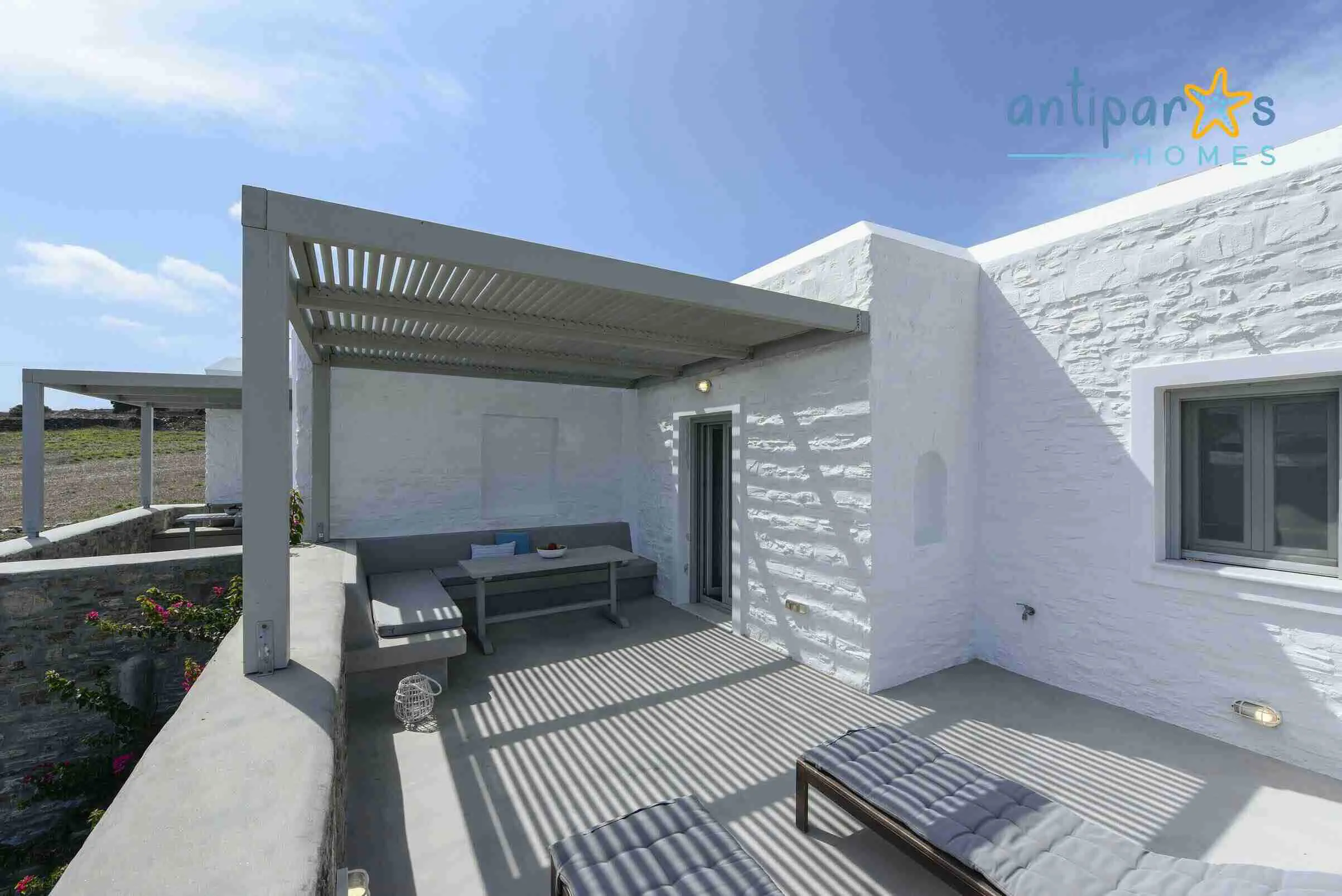 House view - Unit B exterior