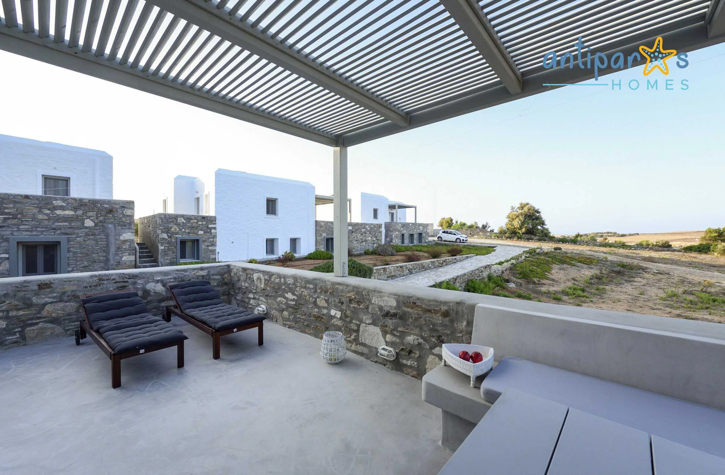 House view - Unit E exterior